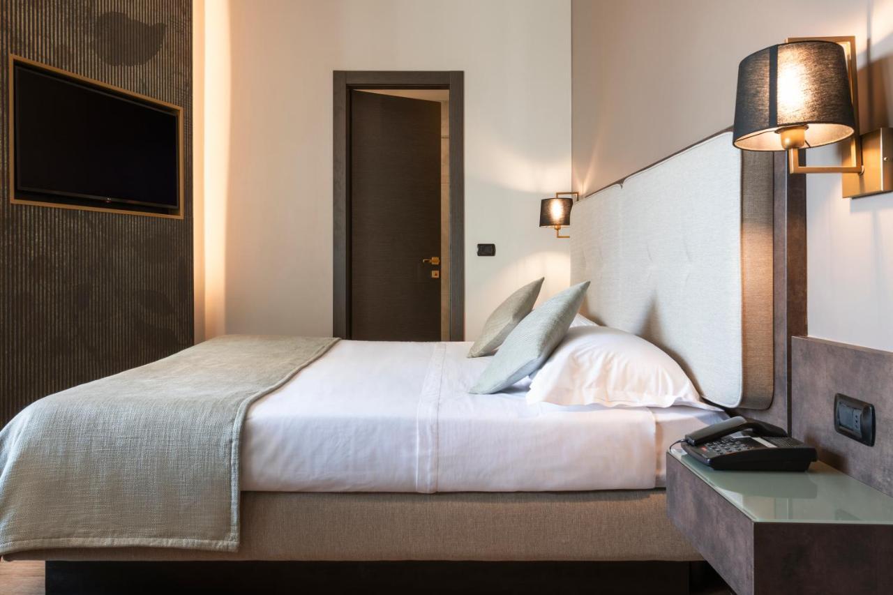 מילאנו Mokinba Hotels King מראה חיצוני תמונה