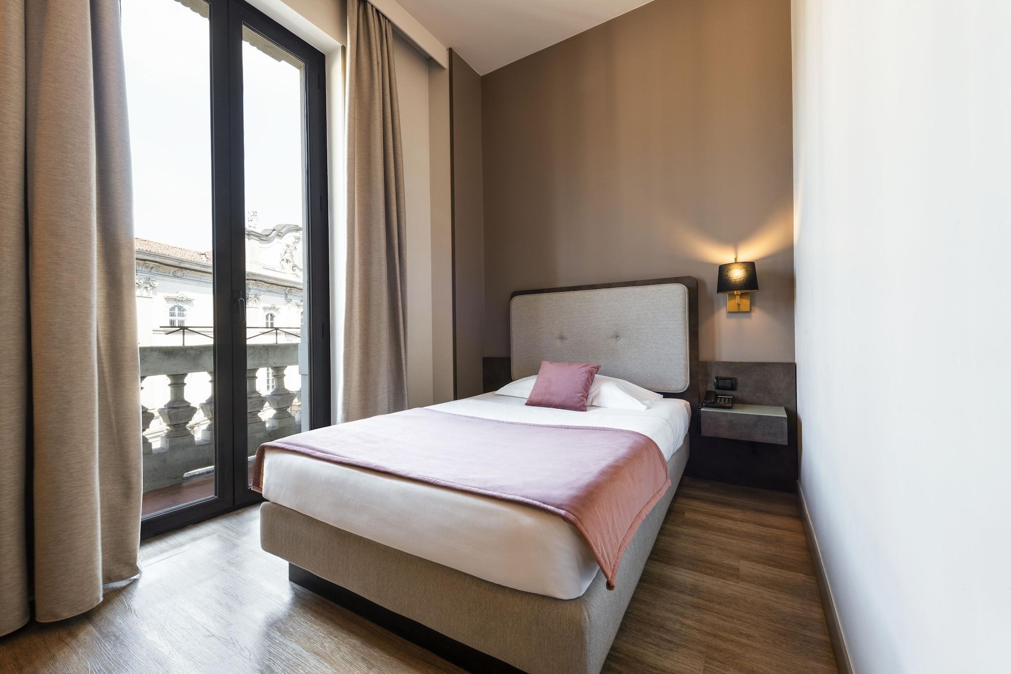 מילאנו Mokinba Hotels King מראה חיצוני תמונה