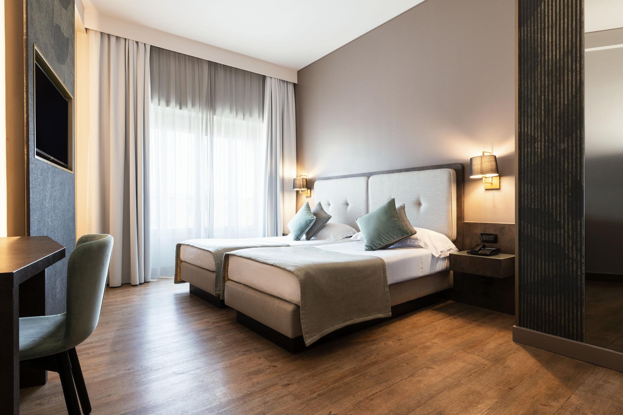 מילאנו Mokinba Hotels King מראה חיצוני תמונה
