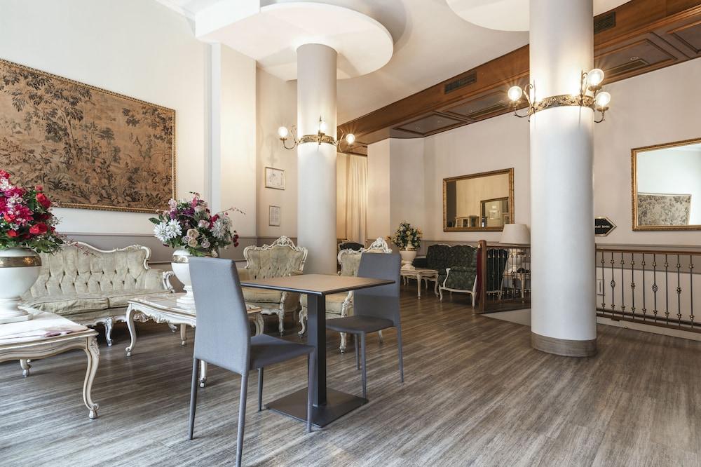 מילאנו Mokinba Hotels King מראה חיצוני תמונה