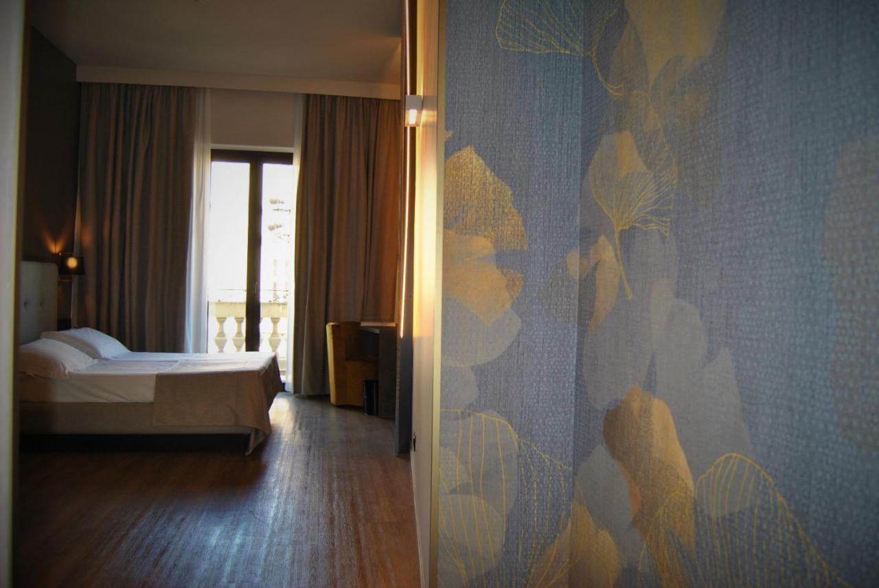 מילאנו Mokinba Hotels King מראה חיצוני תמונה